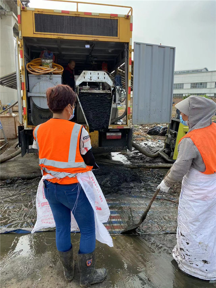污水池清理